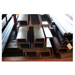 �N���@�a�^�|�@�����F3,000mm